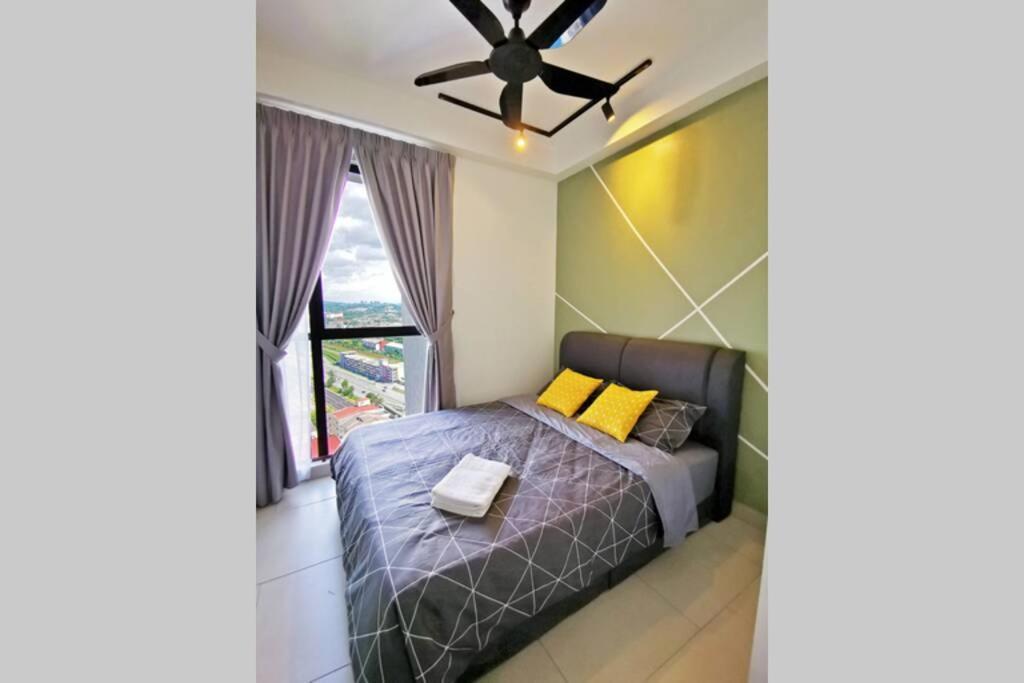 Astetica Pool & Lake View High Floor 100Mbps Wifi Netflix Seri Kembangan Zewnętrze zdjęcie