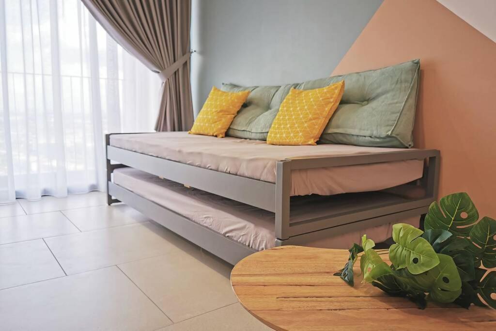 Astetica Pool & Lake View High Floor 100Mbps Wifi Netflix Seri Kembangan Zewnętrze zdjęcie